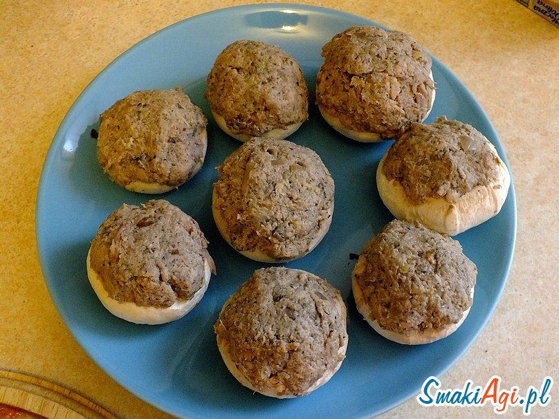 pyszne pieczarki z mięsnym farszem